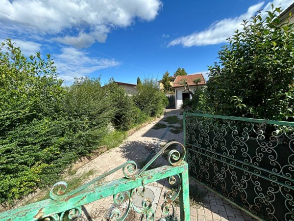 casa semindipendente in affitto a Cascina