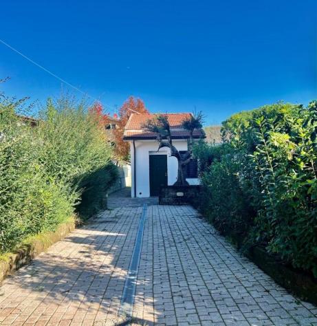 casa indipendente in affitto a Cascina