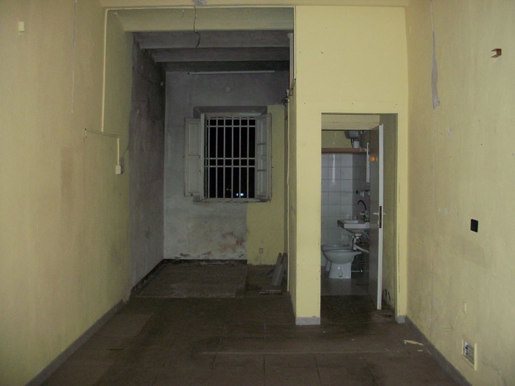 ufficio in affitto a Cascina in zona Visignano