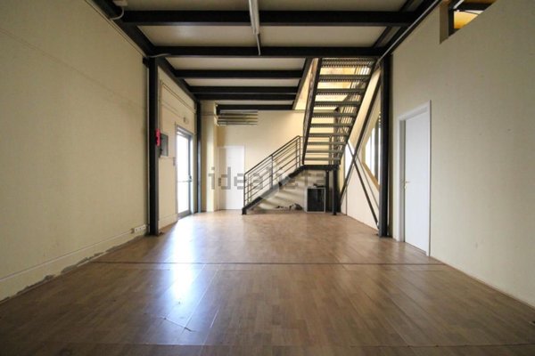 casale in affitto a Cascina