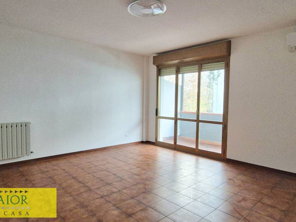 appartamento in affitto a Cascina