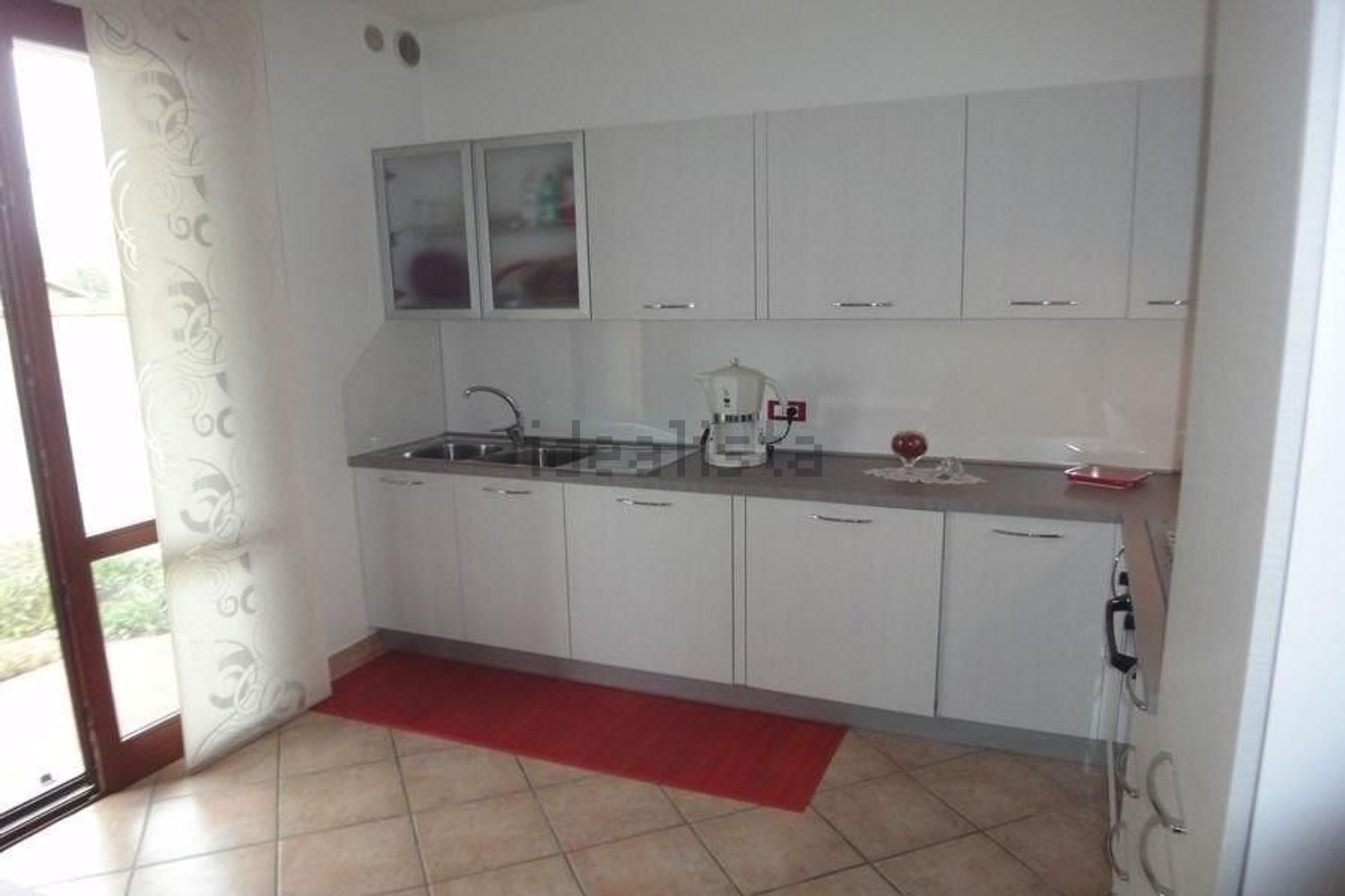 casa indipendente in affitto a Cascina