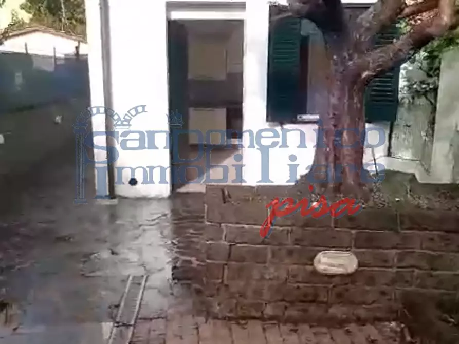 casa indipendente in affitto a Cascina