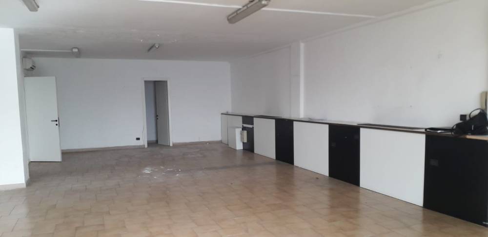 ufficio in affitto a Cascina