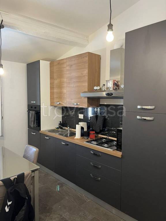 appartamento in affitto a Cascina