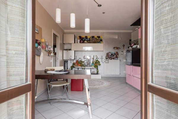 appartamento in affitto a Cascina