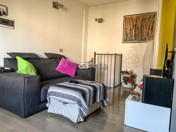 appartamento in affitto a Cascina