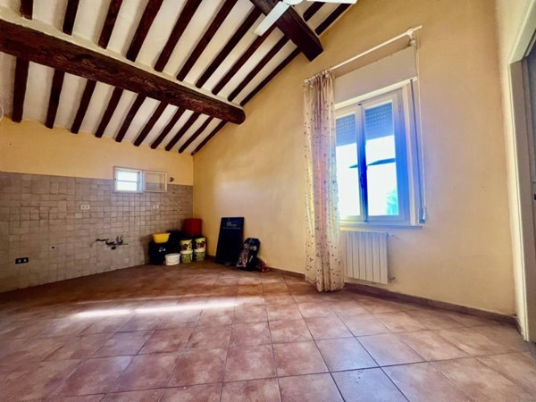 casa indipendente in affitto a Cascina
