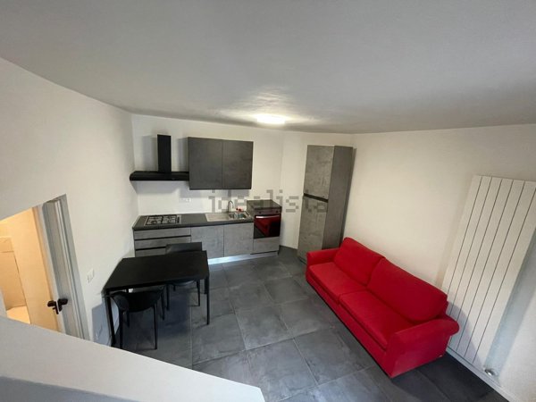 appartamento in affitto a Cascina