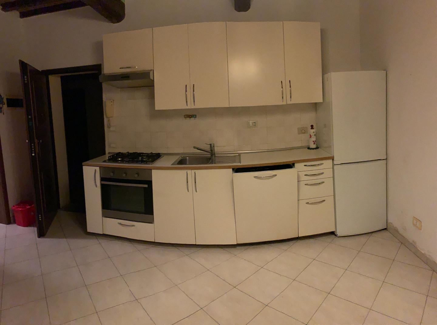 appartamento in affitto a Cascina