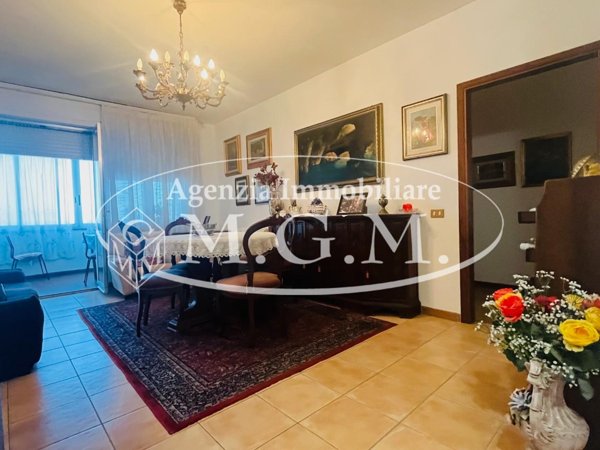 appartamento in affitto a Cascina