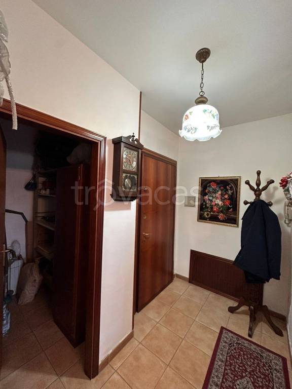 appartamento in affitto a Cascina