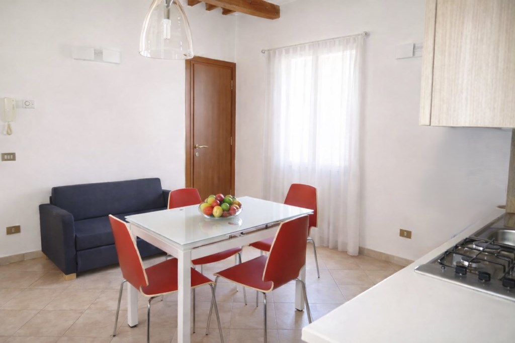 appartamento in affitto a Cascina in zona Marciana