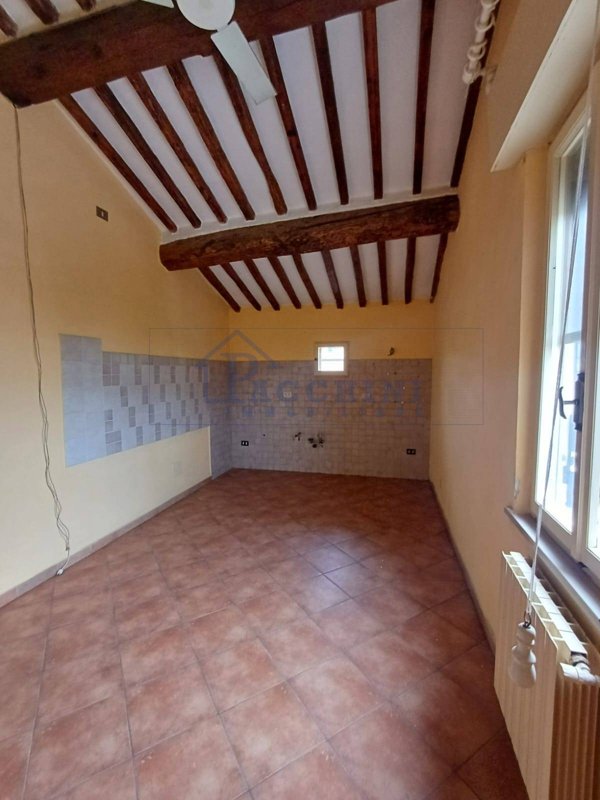 appartamento in affitto a Cascina in zona Ripoli