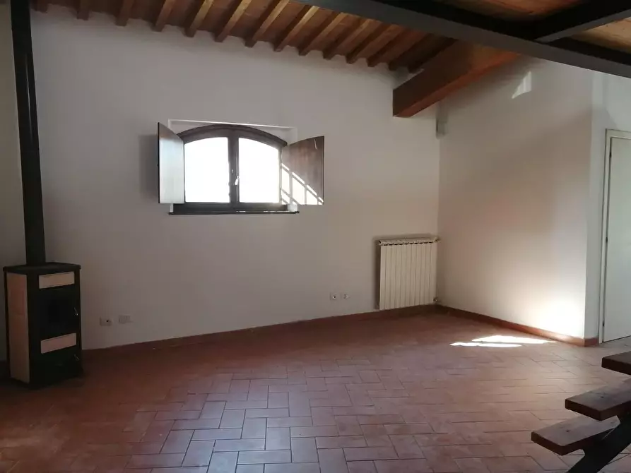casa indipendente in affitto a Cascina in zona San Lorenzo a Pagnatico
