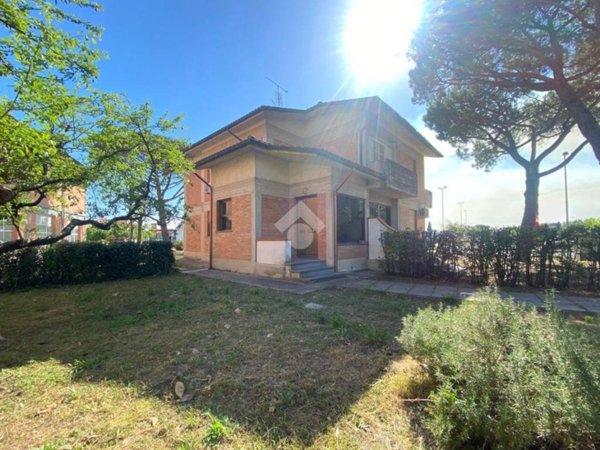 ufficio in affitto a Cascina
