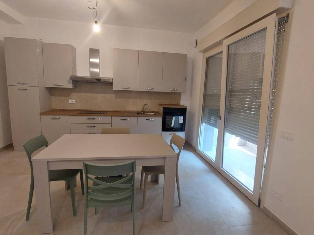appartamento in affitto a Cascina in zona Marciana