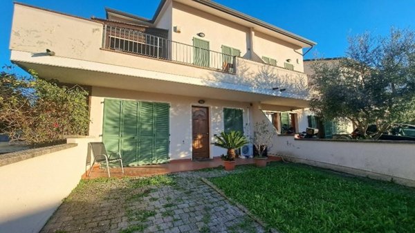 appartamento in affitto a Cascina in zona San Lorenzo a Pagnatico