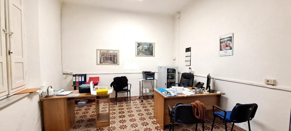 ufficio in affitto a Cascina in zona Navacchio