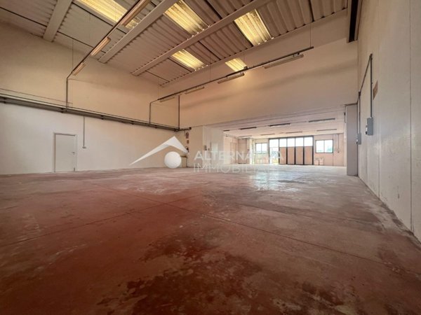 appartamento in affitto a Cascina in zona Marciana