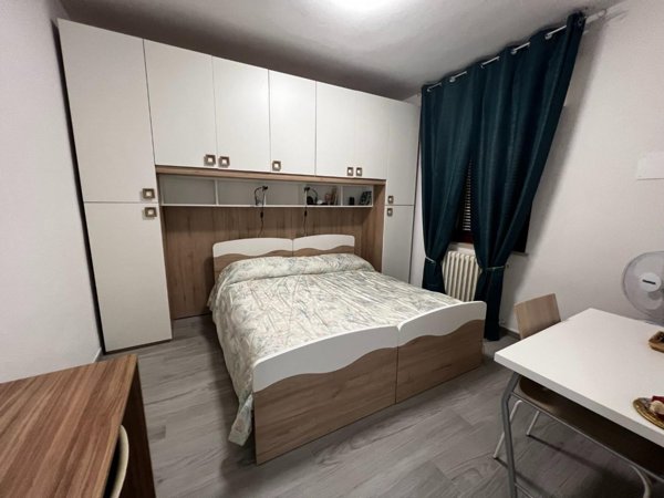appartamento in affitto a Cascina in zona Marciana