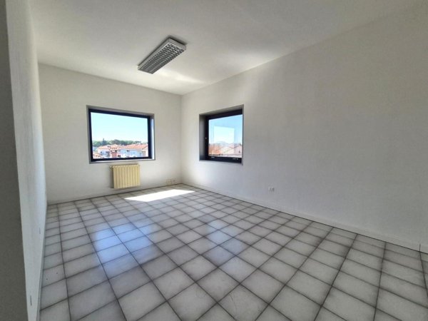 ufficio in affitto a Castelfranco di Sotto
