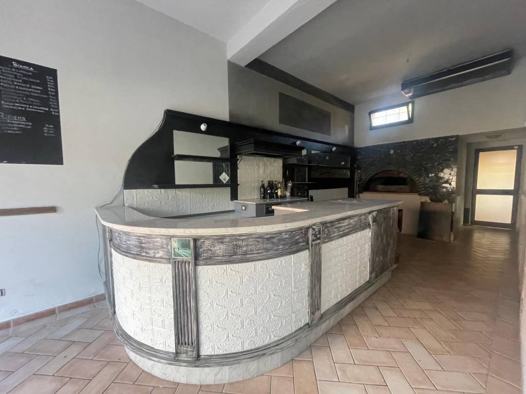 negozio in affitto a Castelfranco di Sotto