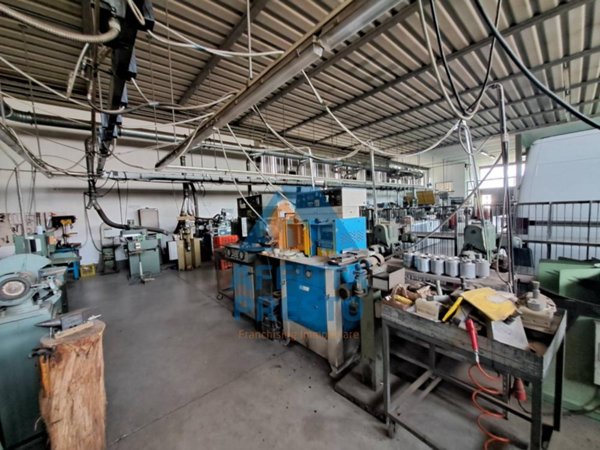 locale di sgombero in affitto a Castelfranco di Sotto