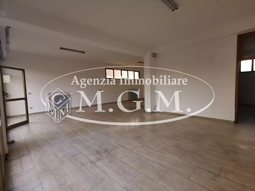 locale commerciale in affitto a Castelfranco di Sotto