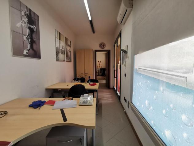 locale commerciale in affitto a Castelfranco di Sotto