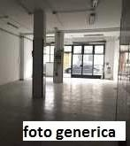 locale commerciale in affitto a Castelfranco di Sotto