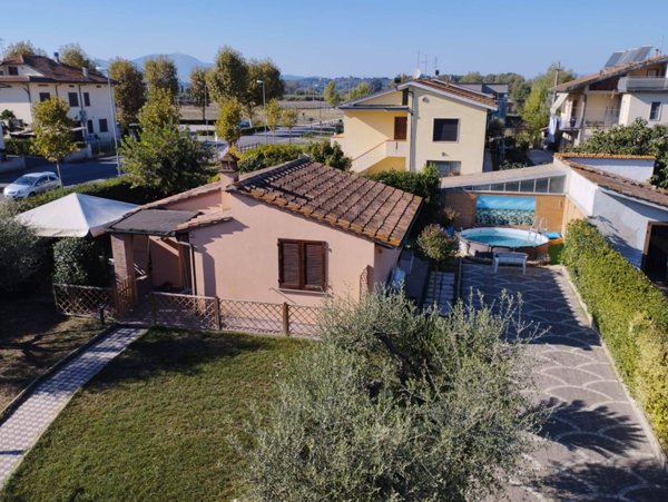 casa indipendente in affitto a Montopoli in Val d'Arno in zona Castel del Bosco