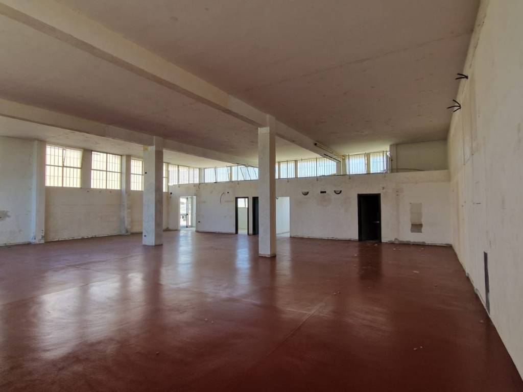 negozio in affitto a Montopoli in Val d'Arno in zona San Romano