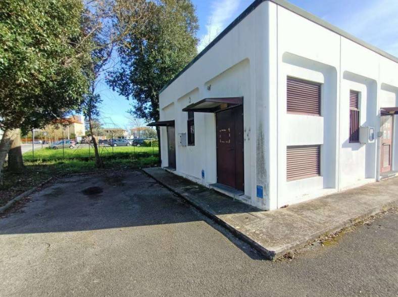 locale commerciale in affitto a Montopoli in Val d'Arno