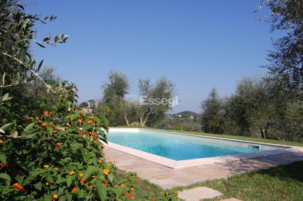 locale commerciale in affitto a Palaia in zona Gello