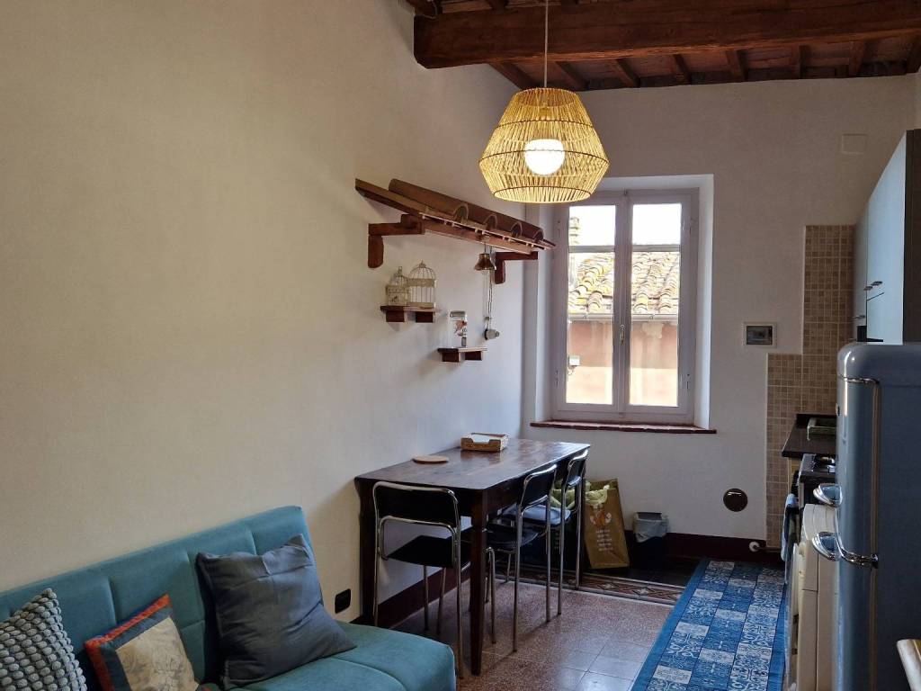 appartamento in affitto a Palaia in zona Montefoscoli