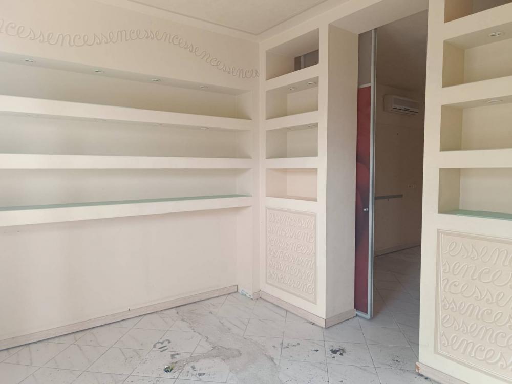 negozio in affitto a Palaia in zona Forcoli