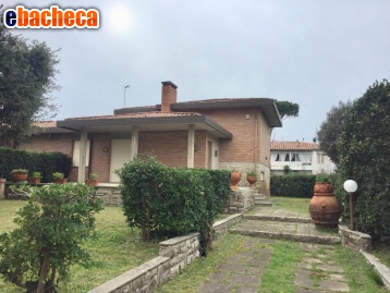 casa indipendente in affitto a Pisa in zona Tirrenia