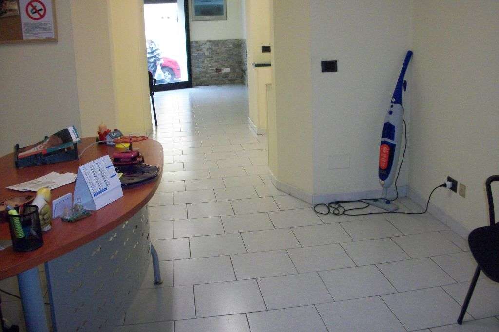 negozio in affitto a Pisa