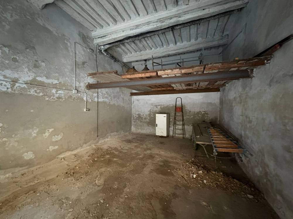 negozio in affitto a Pisa in zona Centro Storico
