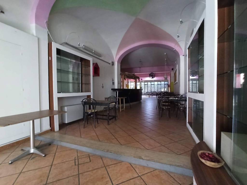 negozio in affitto a Pisa