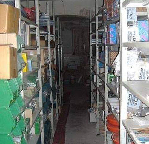 locale commerciale in affitto a Pisa