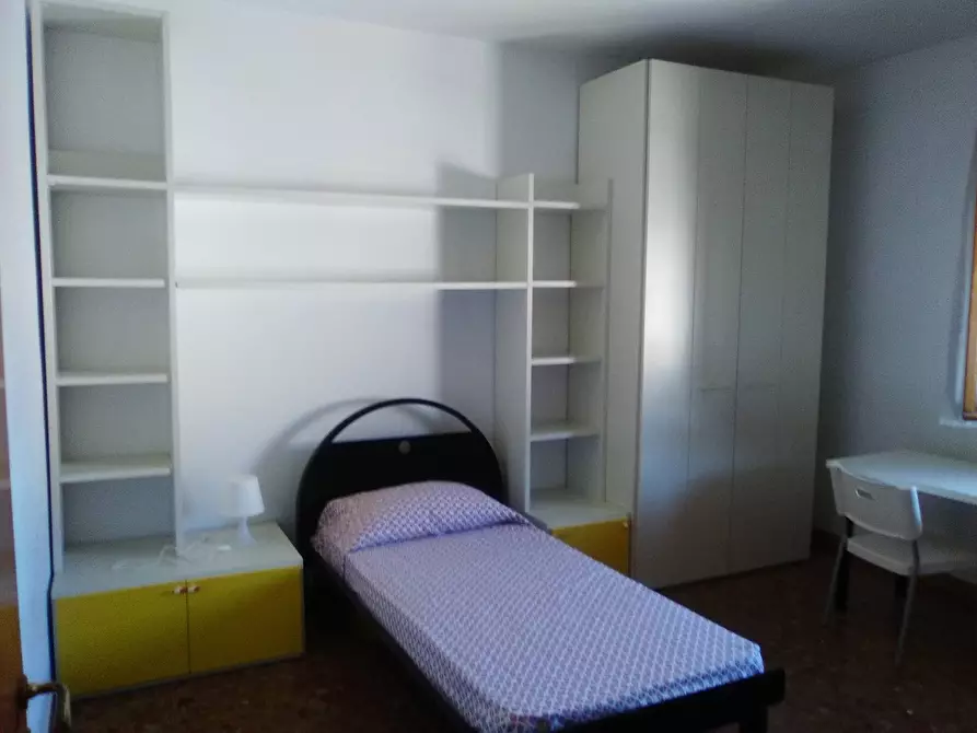 appartamento in affitto a Pisa in zona Porta Nuova