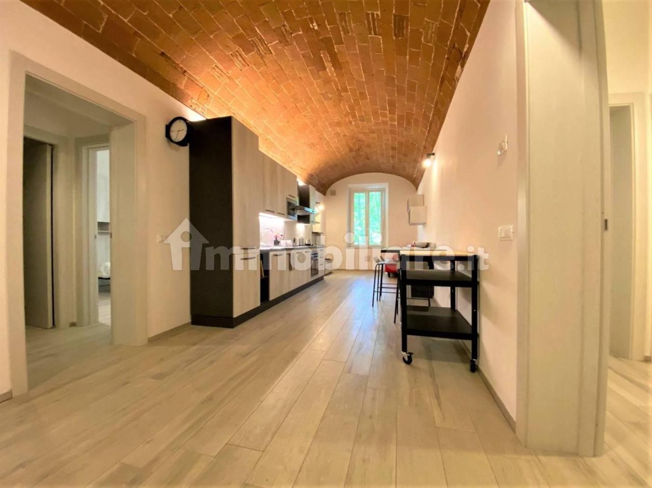 negozio in affitto a Pisa in zona Centro Storico