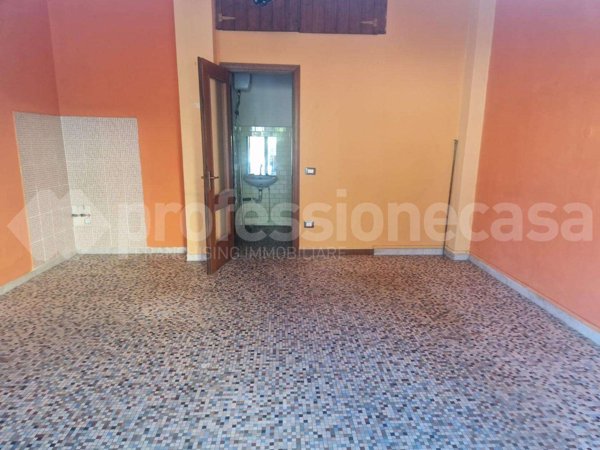 locale commerciale in affitto a Pisa in zona Le Piagge