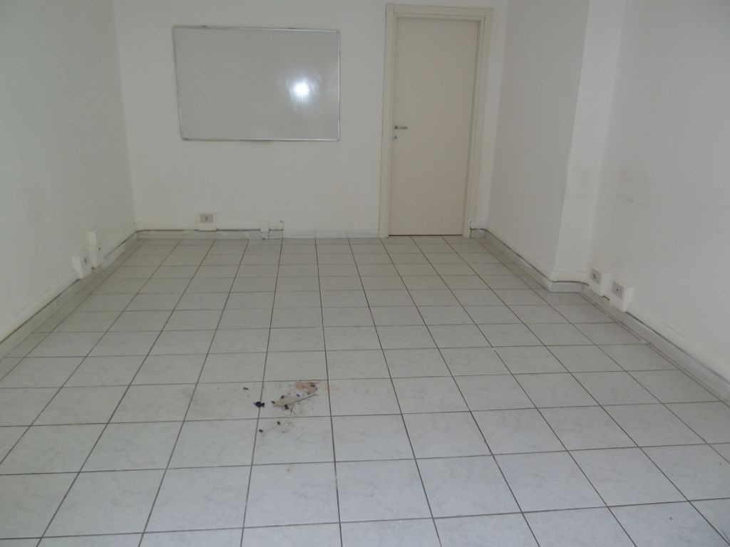 negozio in affitto a Pisa in zona Quartiere San Giusto