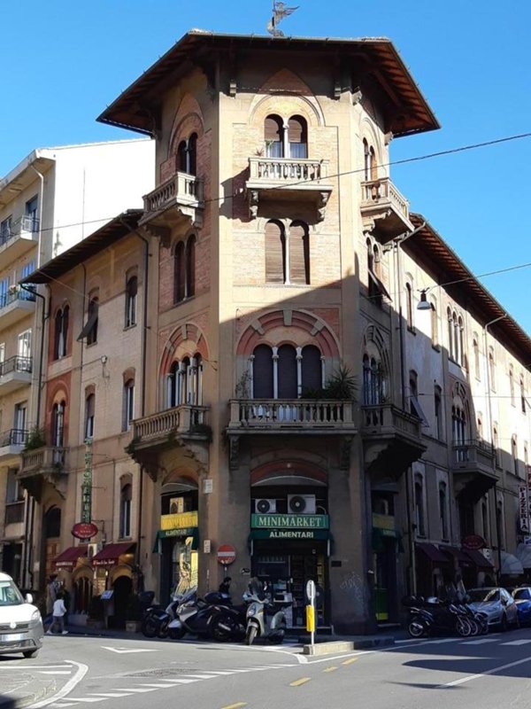 negozio in affitto a Pisa in zona Centro Storico