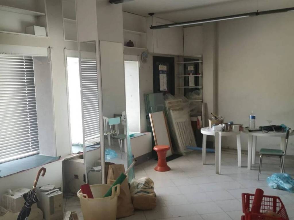 negozio in affitto a Pisa in zona Cisanello