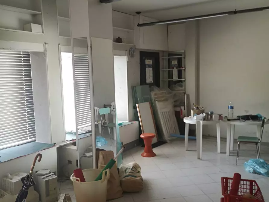 locale commerciale in affitto a Pisa