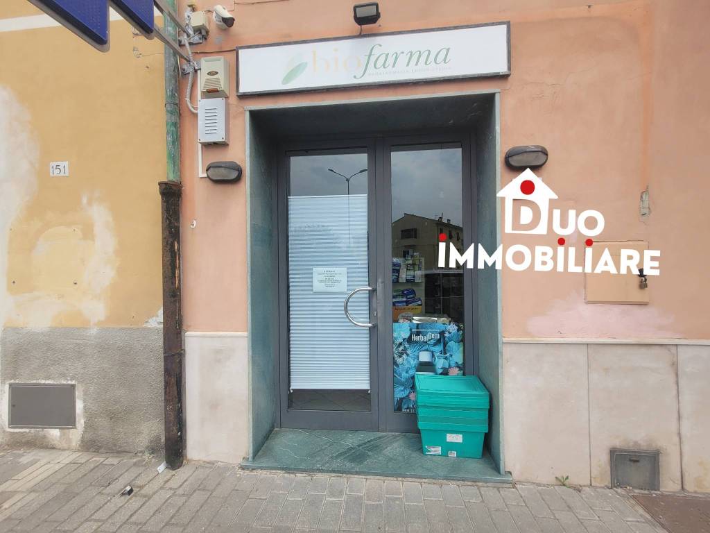 negozio in affitto a Pisa in zona Putignano